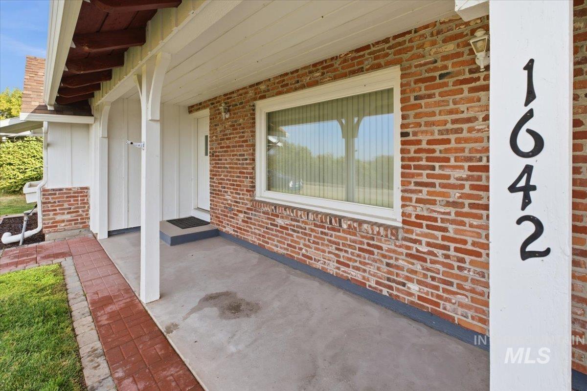 1642 Rim View Dr Property Photo 31