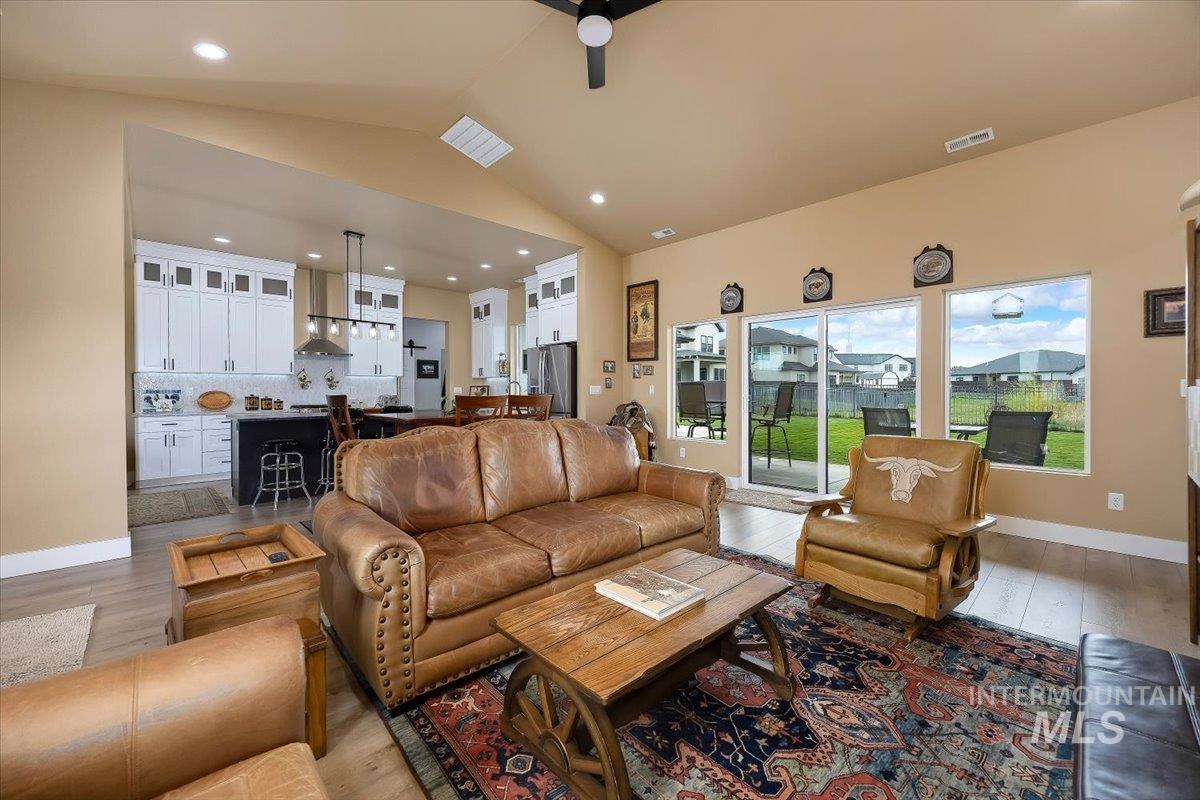 1597 Tule Dr Property Photo 7
