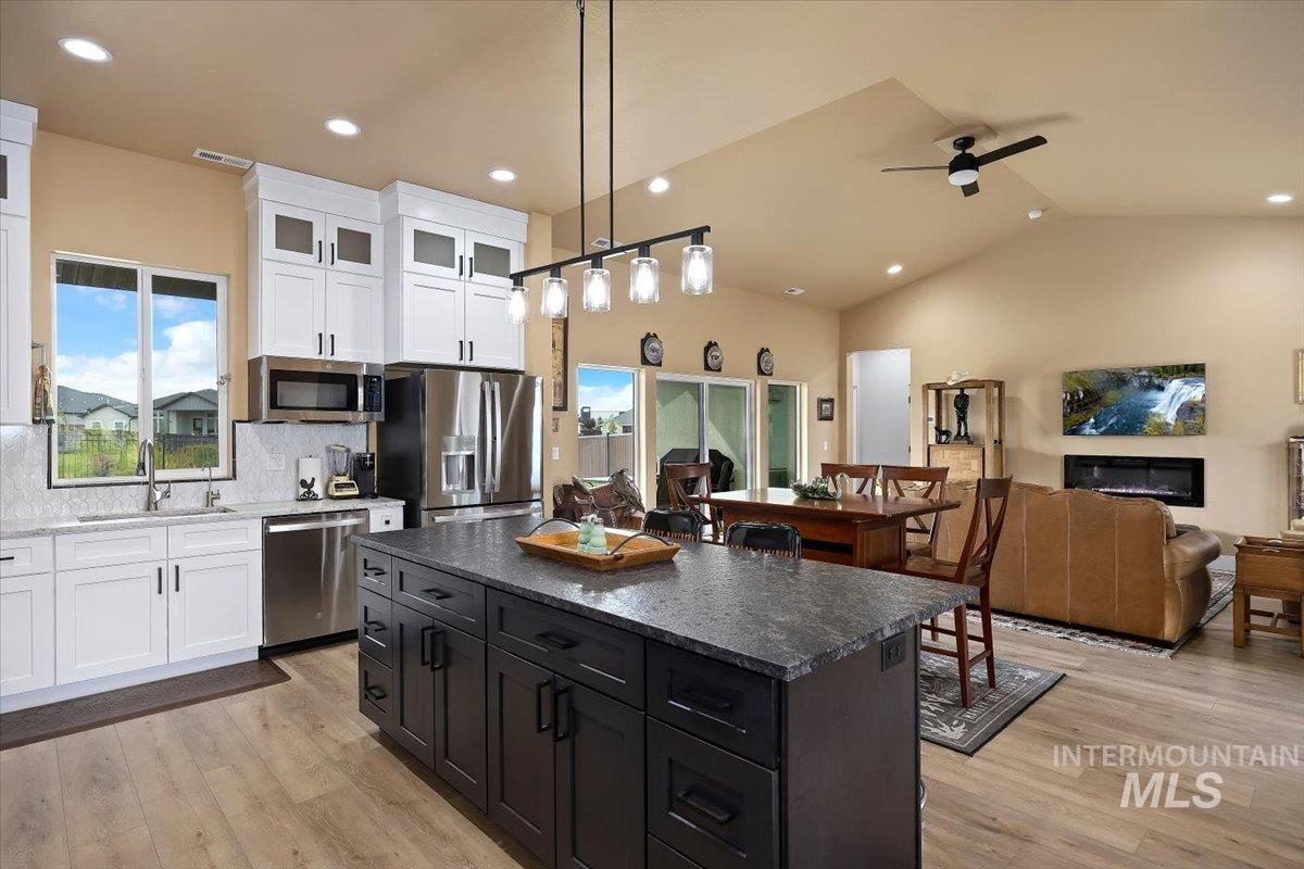 1597 Tule Dr Property Photo 11