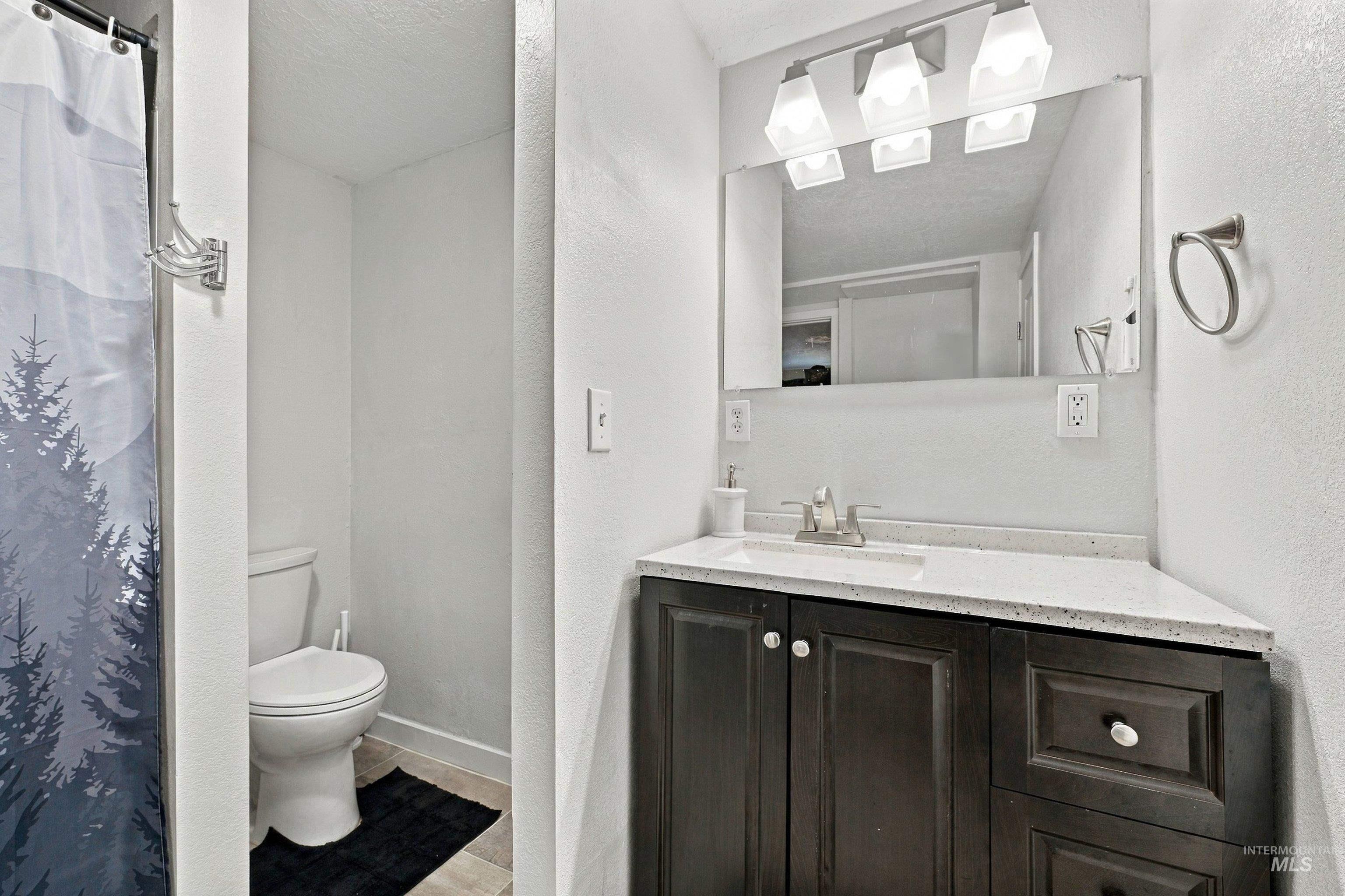1245 American Legion Blvd Property Photo 19