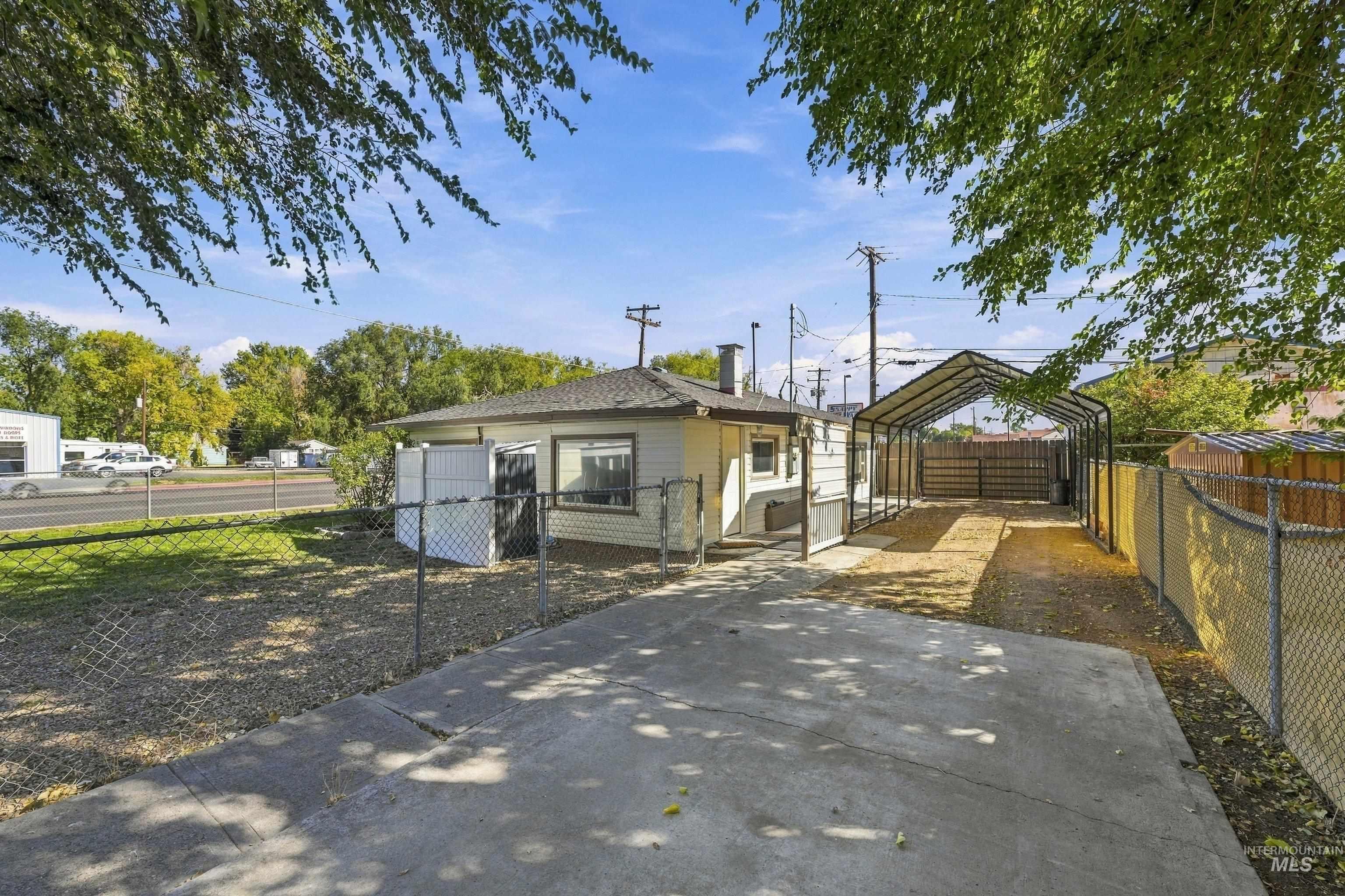 1245 American Legion Blvd Property Photo 27