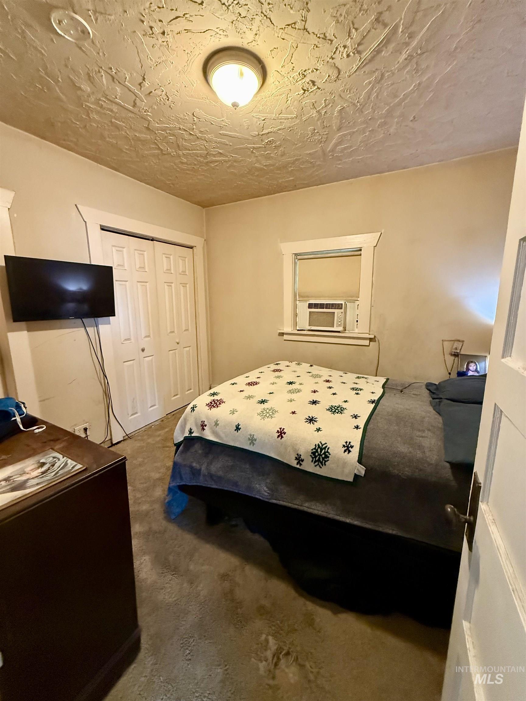 6 N Fairview St Property Photo 13