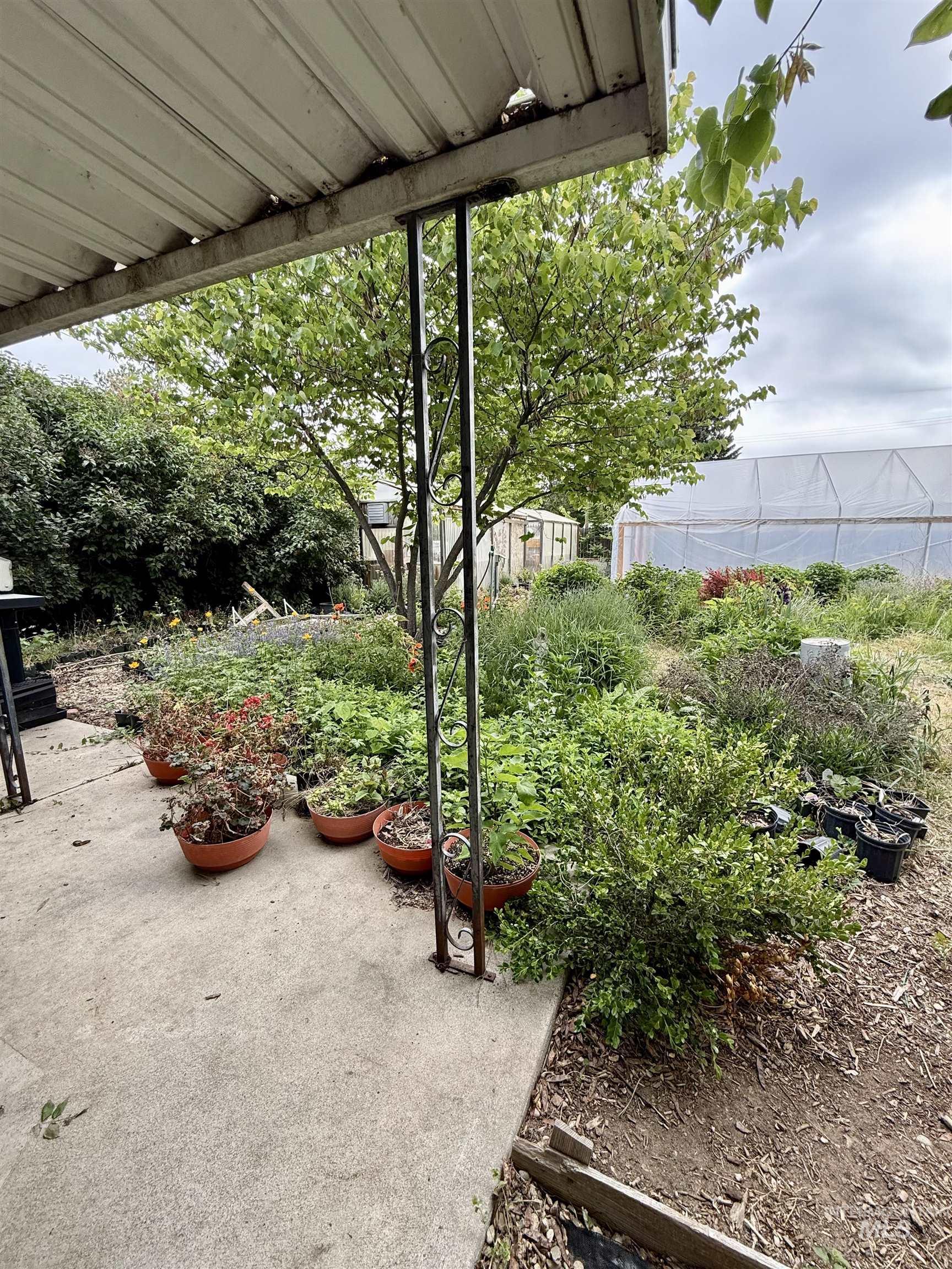 6 N Fairview St Property Photo 16
