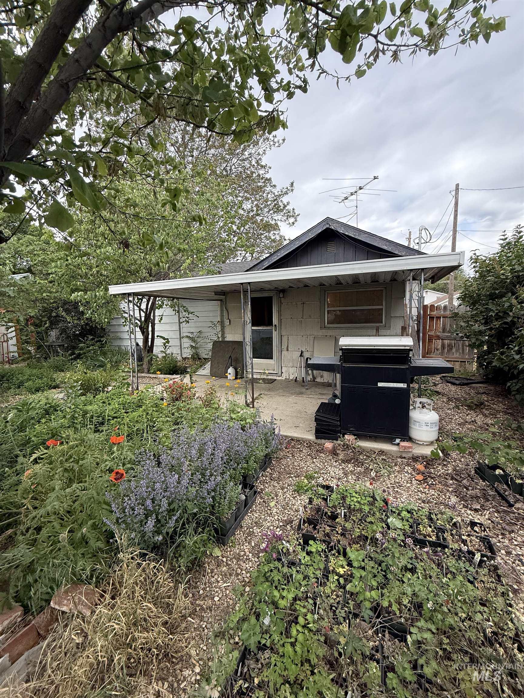 6 N Fairview St Property Photo 21
