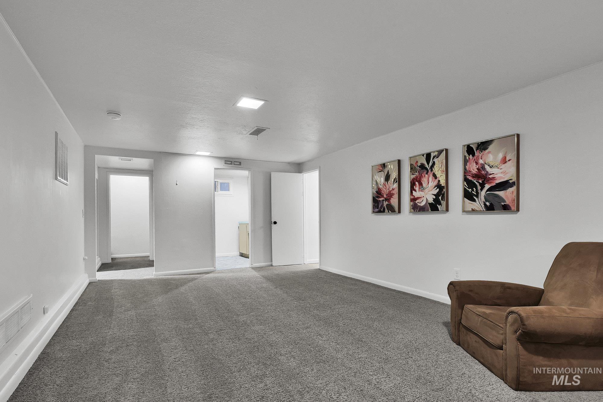 1014 S Stanley Property Photo 28