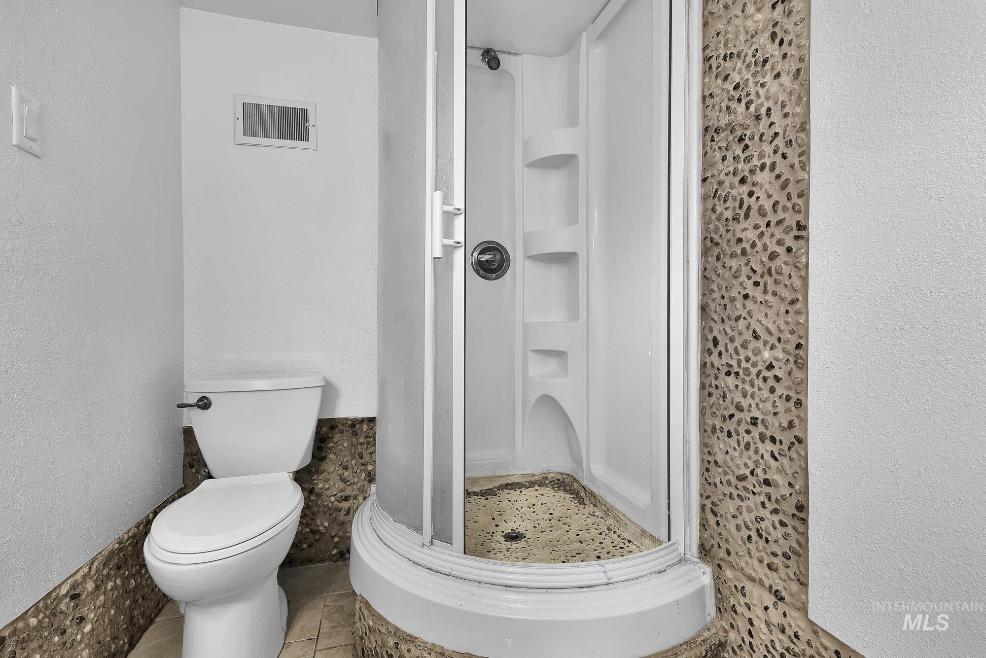 1014 S Stanley Property Photo 33