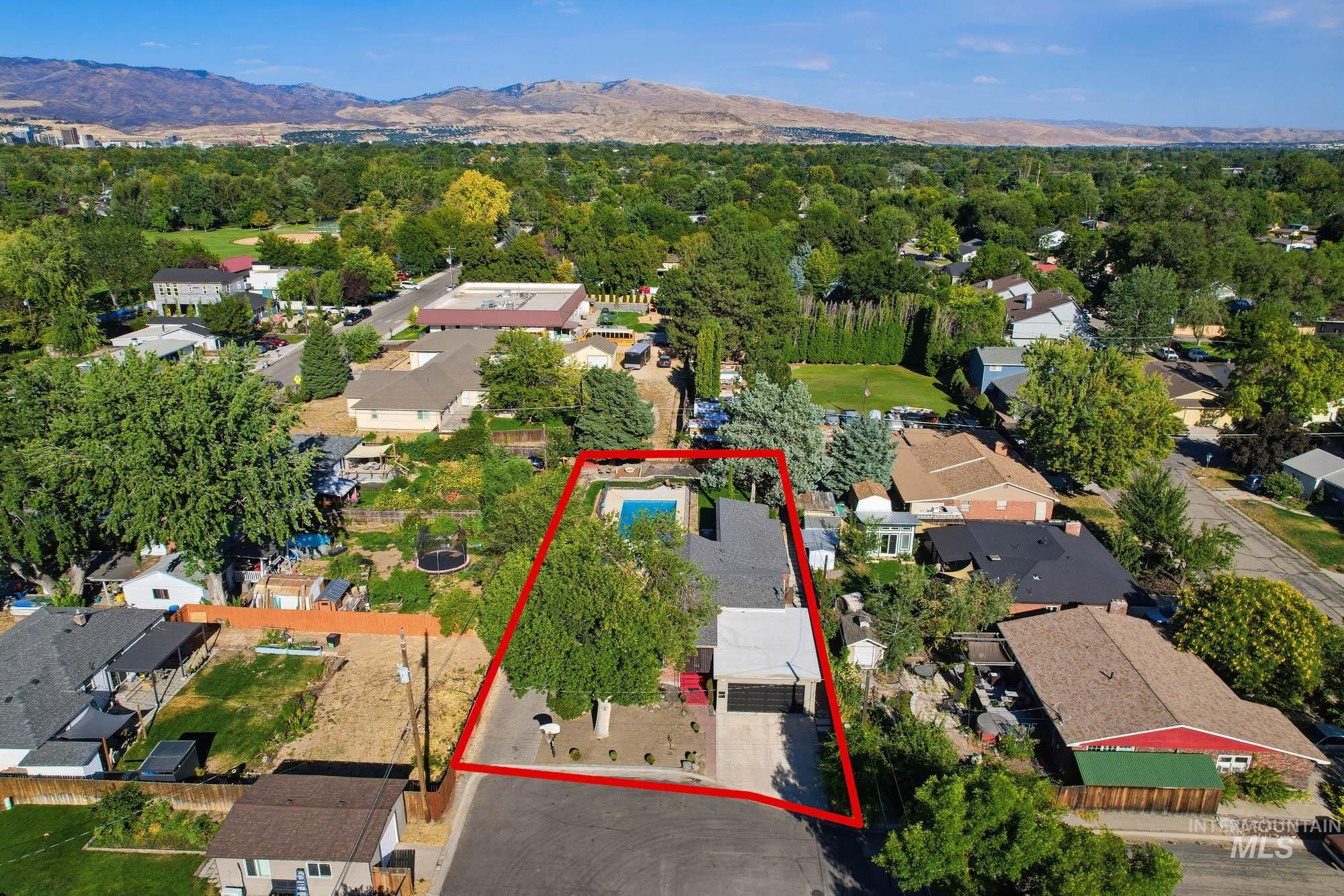 1014 S Stanley Property Photo 49