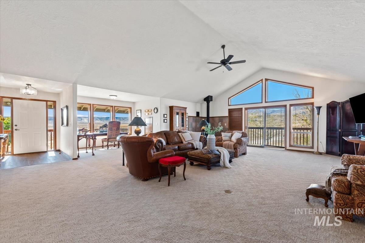 11974 Autumn Wind Ln Property Photo 4