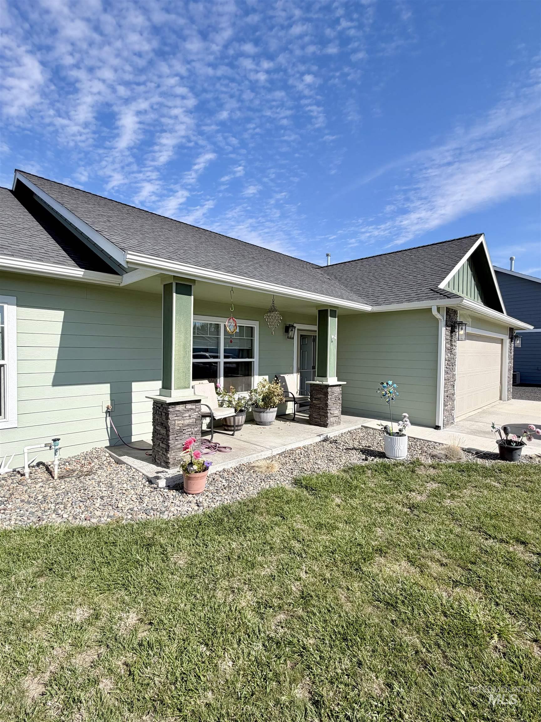 1503 Discovery Dr Property Photo 2