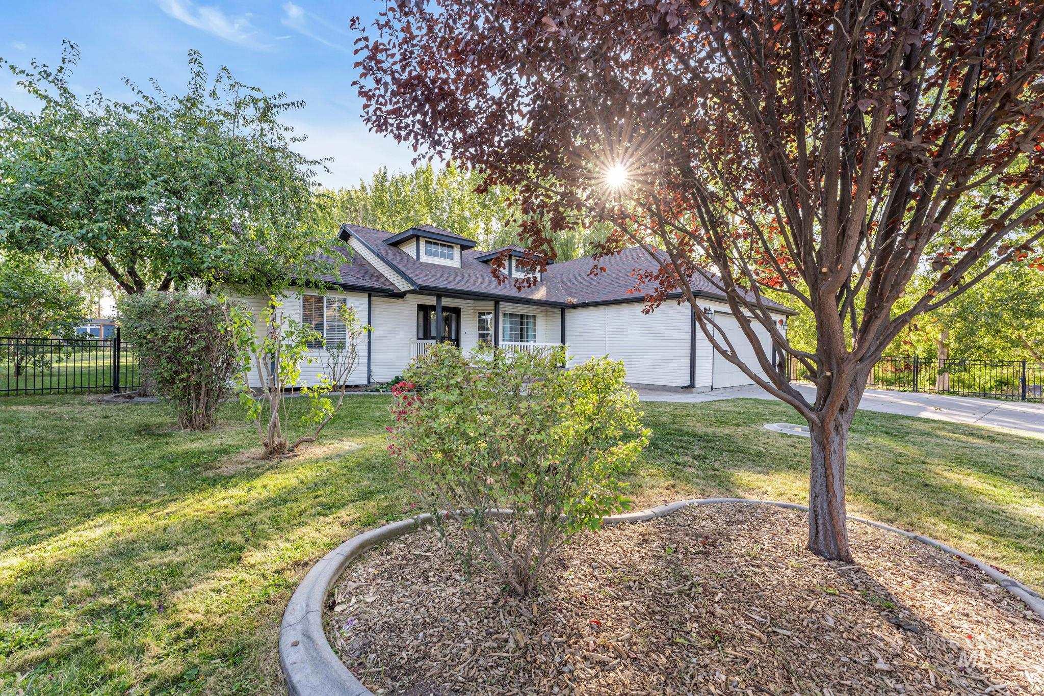 2560 Spruceridge Circle Property Photo 1