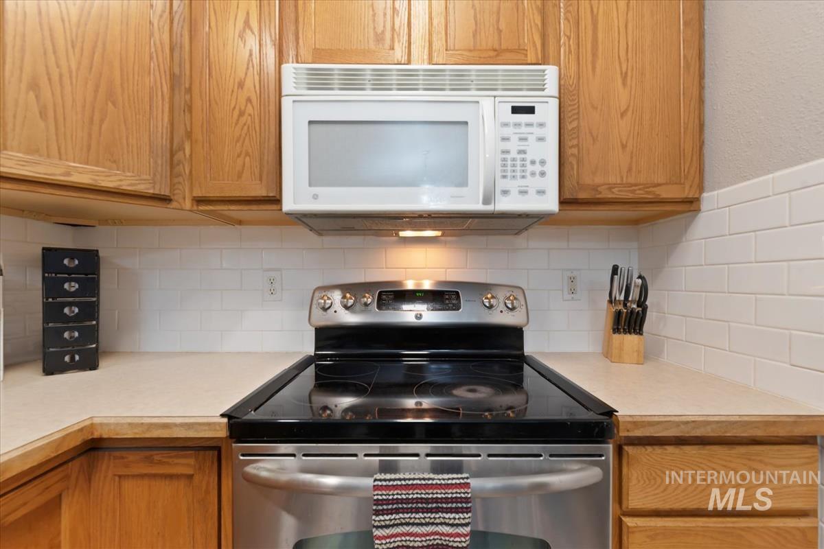 4450 S Chariot Wy Property Photo 13