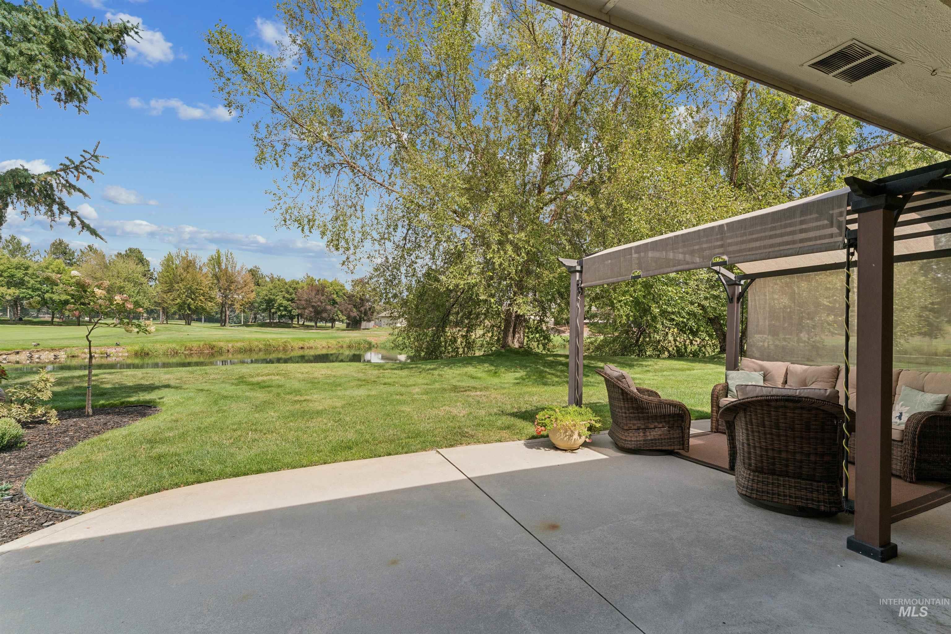 232 W Oakhampton Dr Property Photo 44