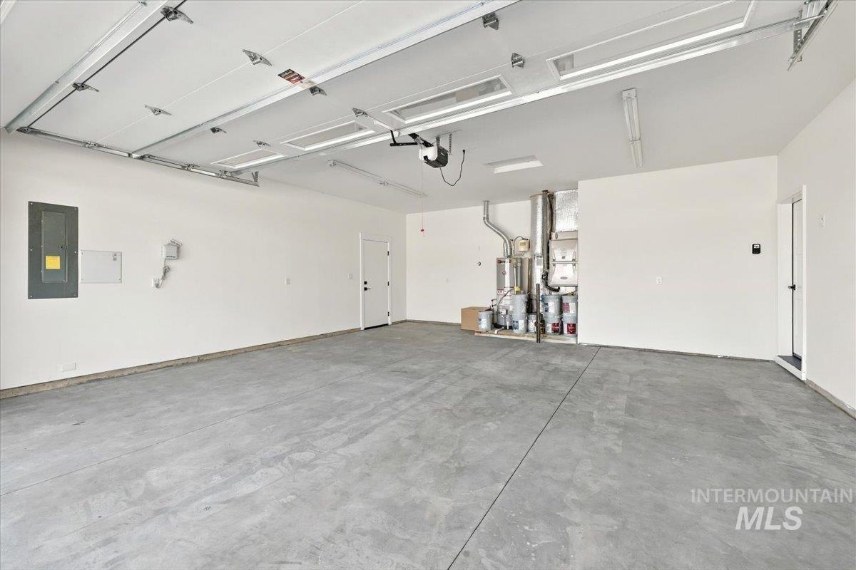 417 W Millstone St Property Photo 46