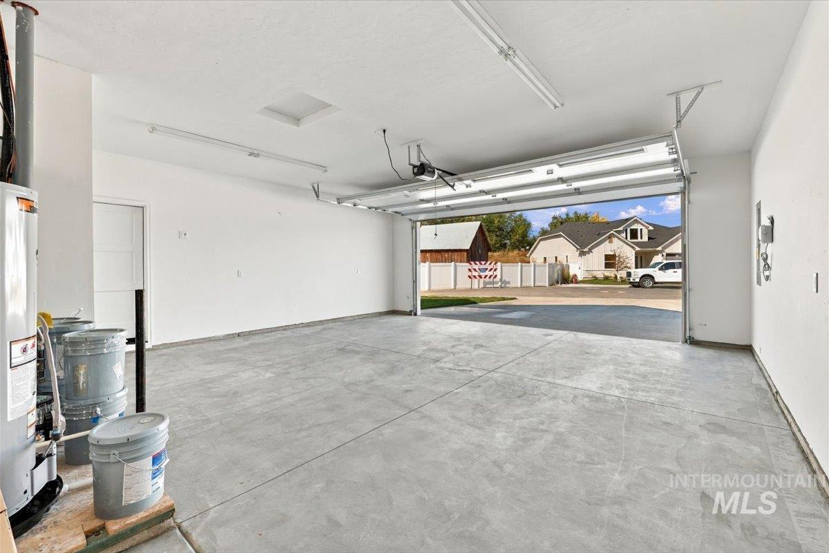 417 W Millstone St Property Photo 47
