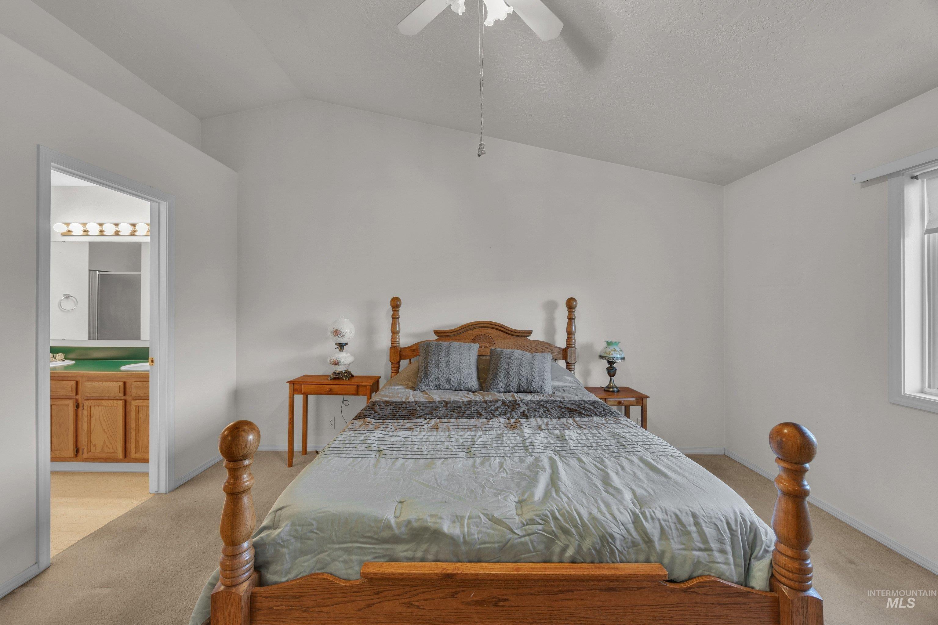 988 N Scrivner Way Property Photo 12