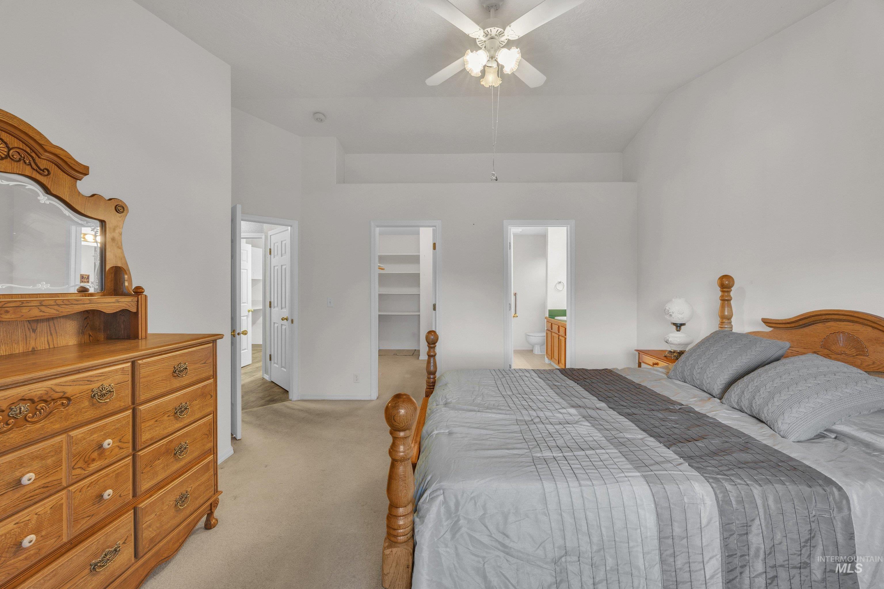 988 N Scrivner Way Property Photo 14