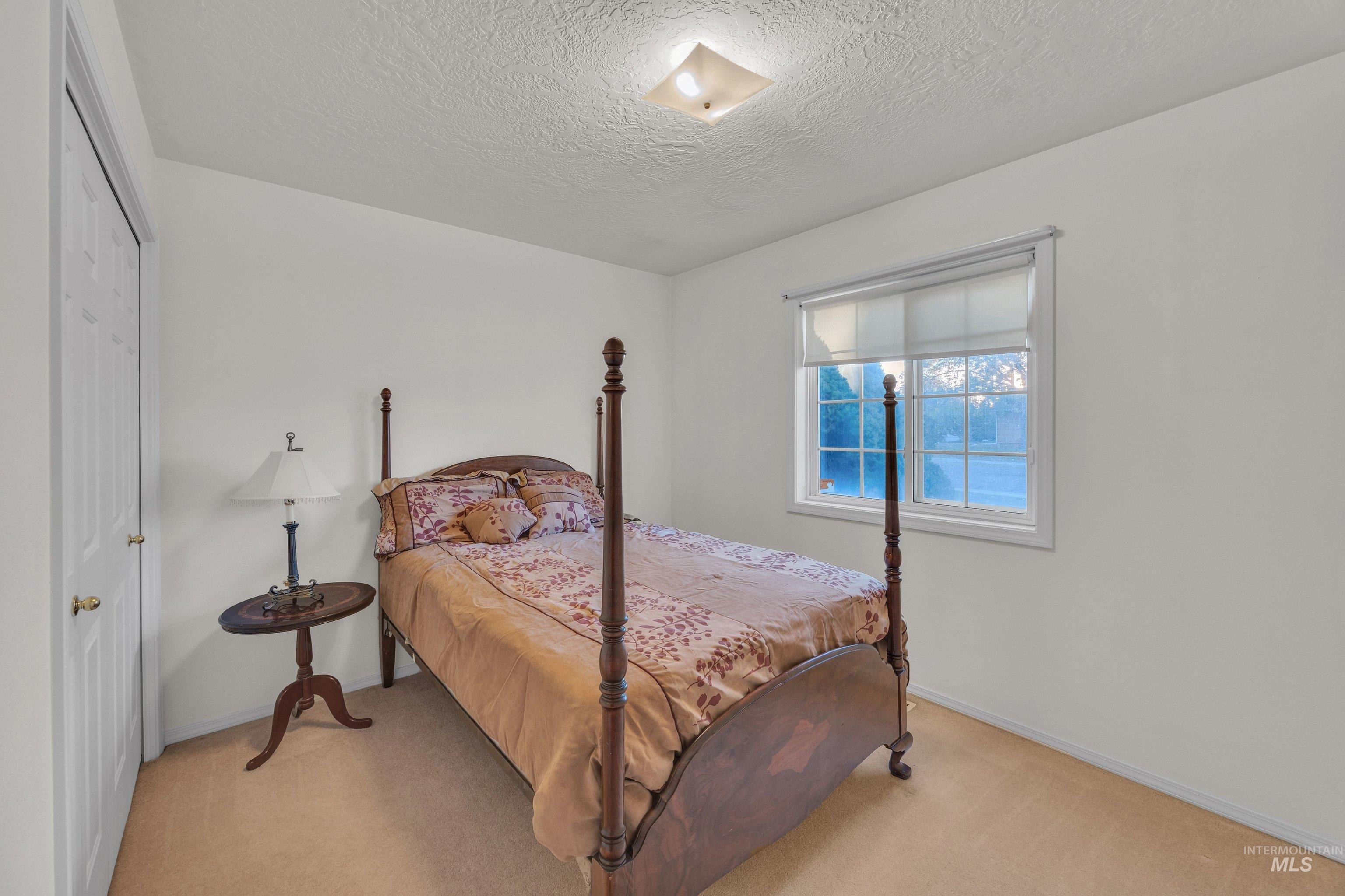 988 N Scrivner Way Property Photo 18
