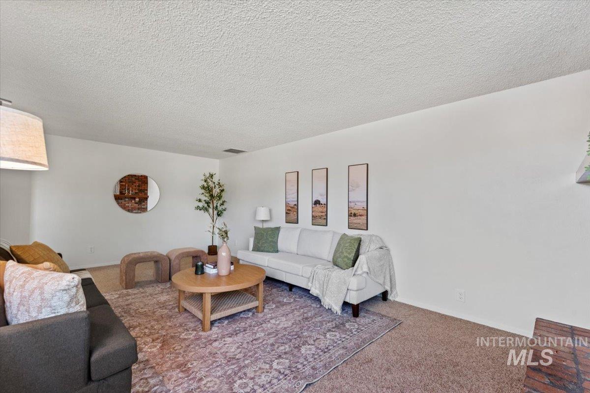 2457 S Virginia St Property Photo 9
