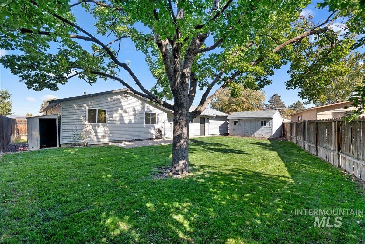 2457 S Virginia St Property Photo 22