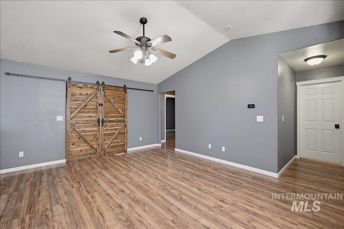 1622 Crest Ave. Property Photo 5