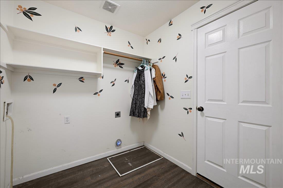 1622 Crest Ave. Property Photo 17