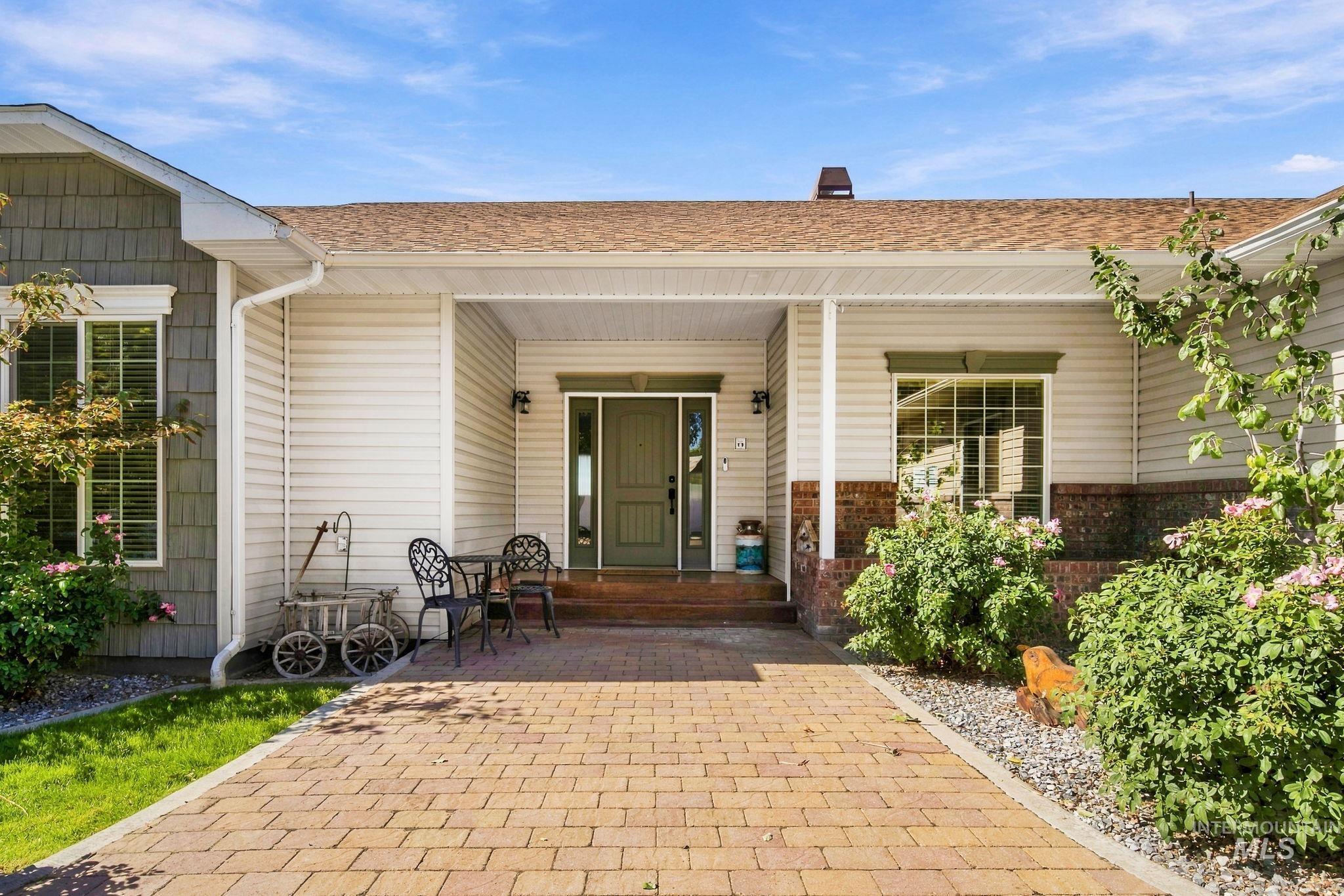 30 Mcginnis Drive Property Photo 3