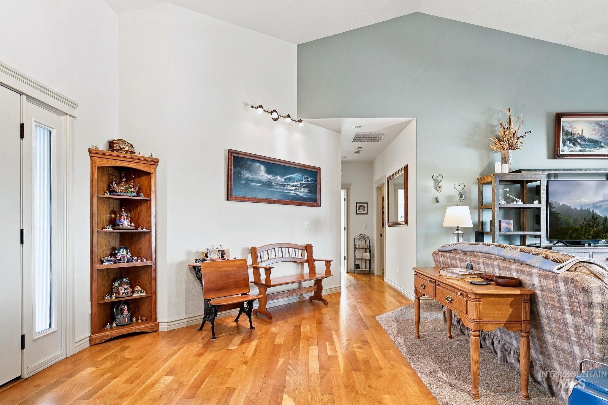 30 Mcginnis Drive Property Photo 6