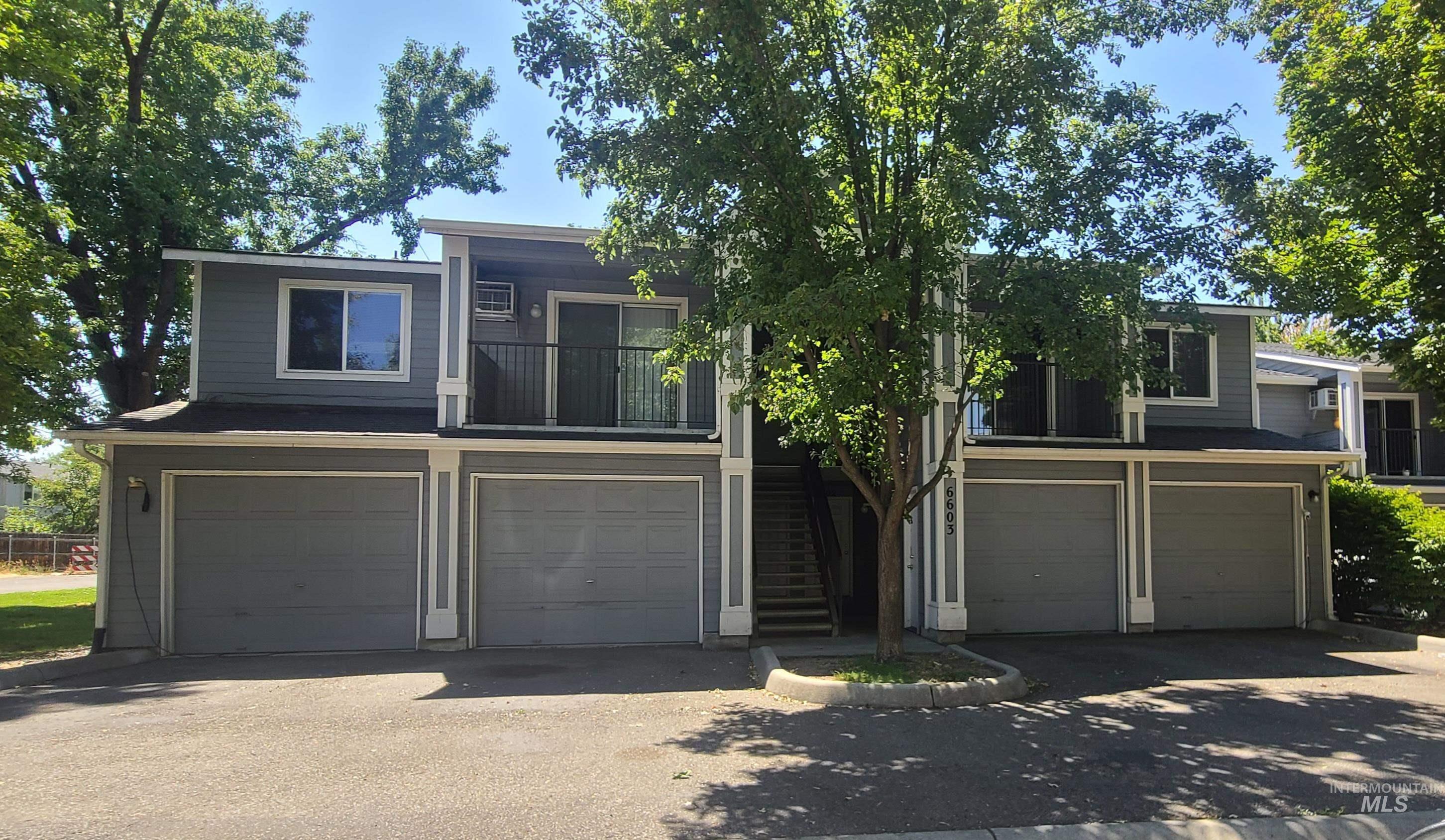 6603 W Clinton Ln Property Photo 1
