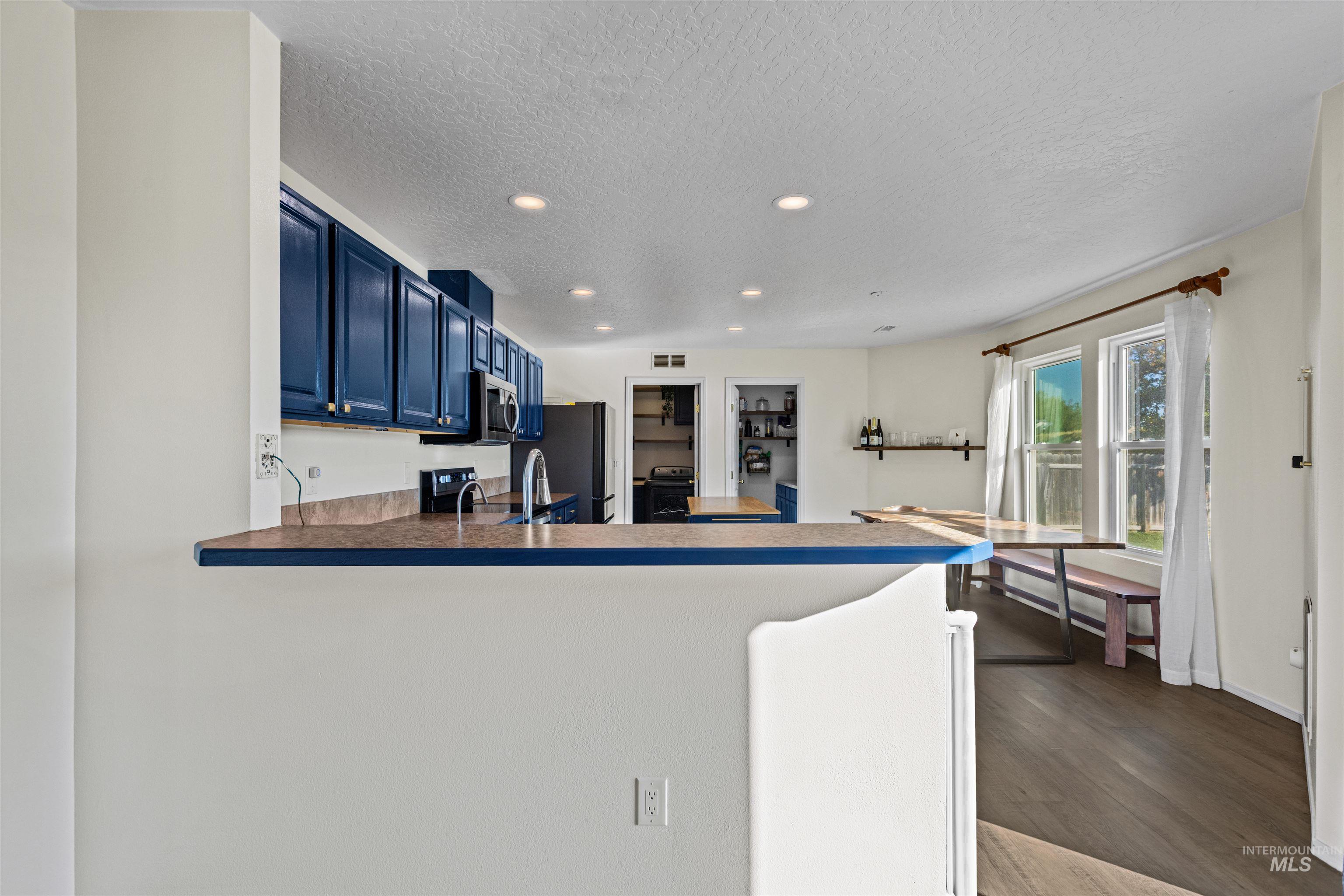 16712 Abram Ave Property Photo 12