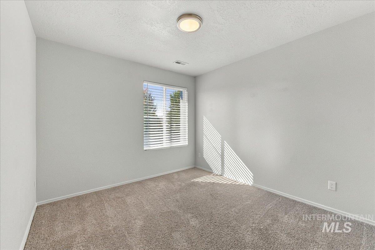 962 W Woodpine St Property Photo 21