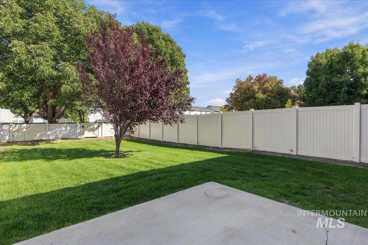 962 W Woodpine St Property Photo 27