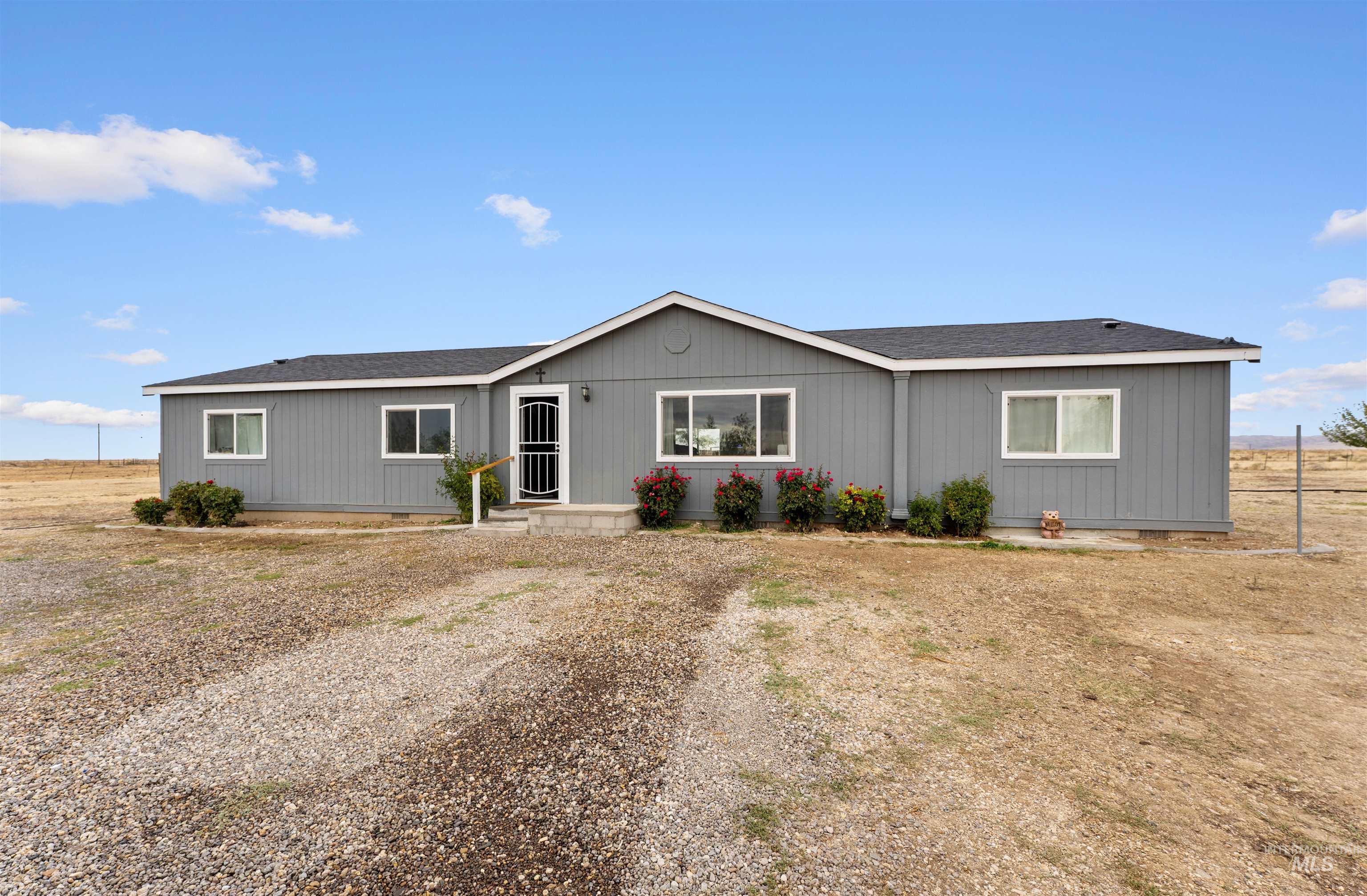11762 W Desert Duck Road Property Photo 1