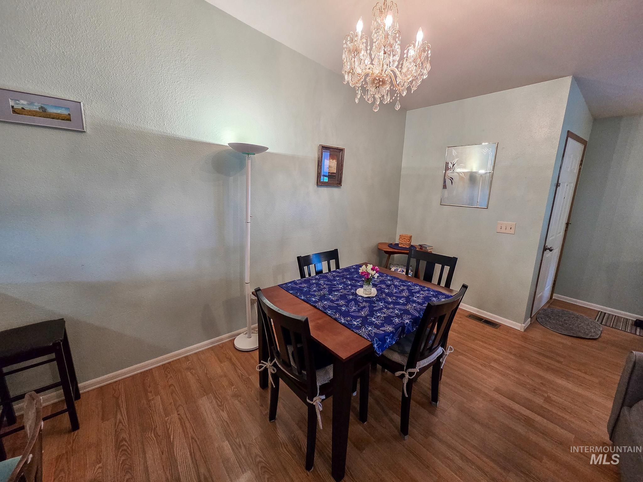 1320 19th Street Property Photo 6
