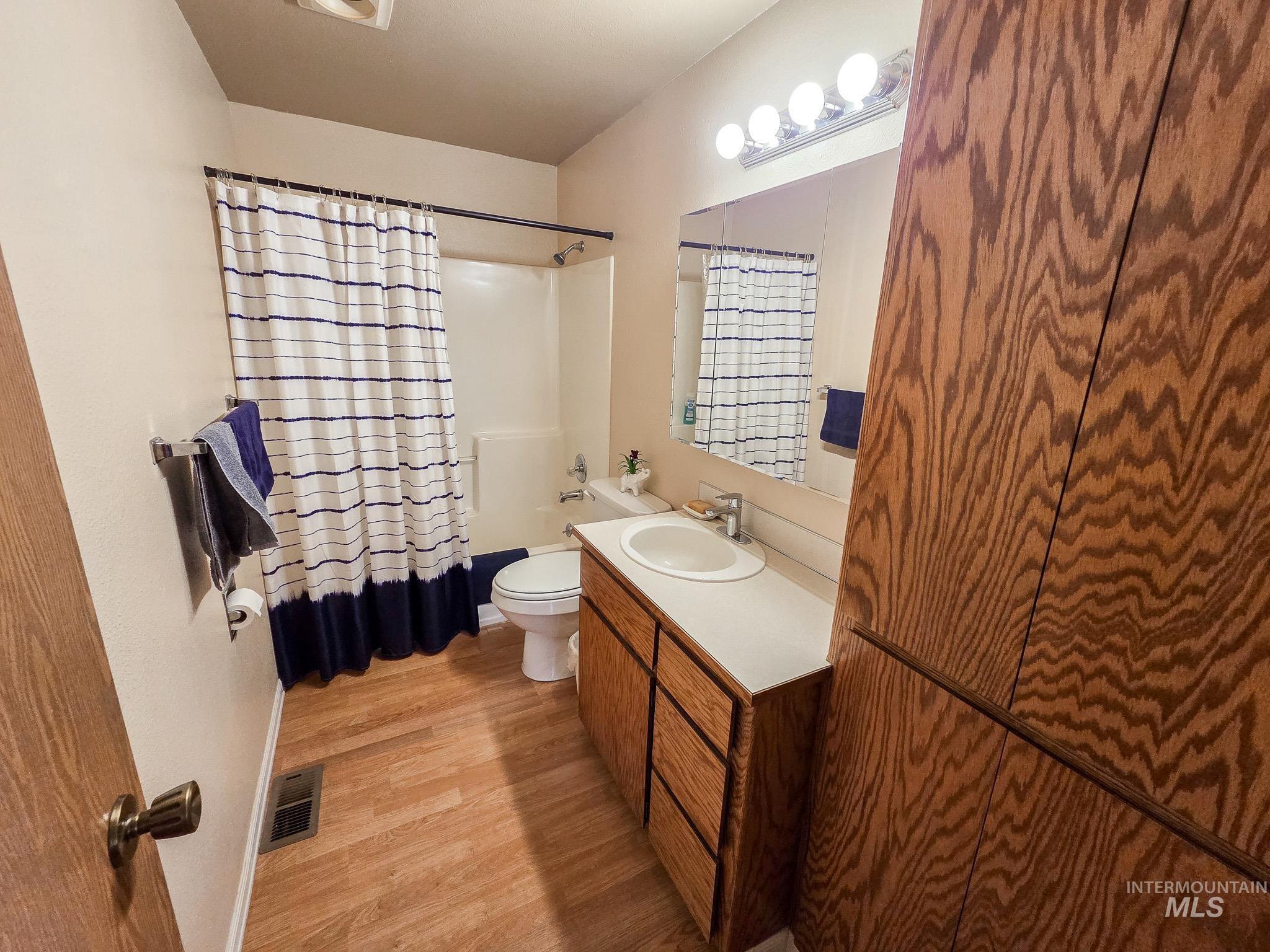 1320 19th Street Property Photo 11