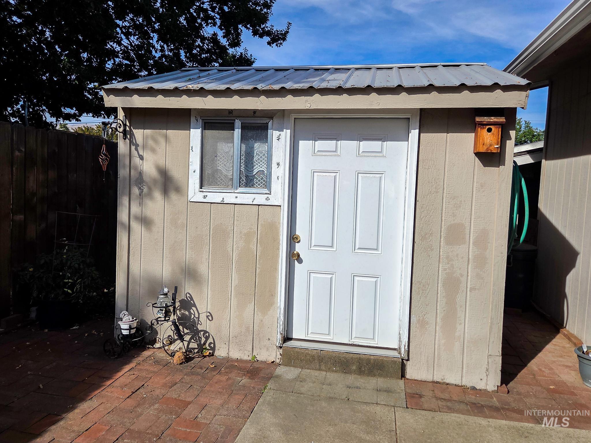 1320 19th Street Property Photo 12