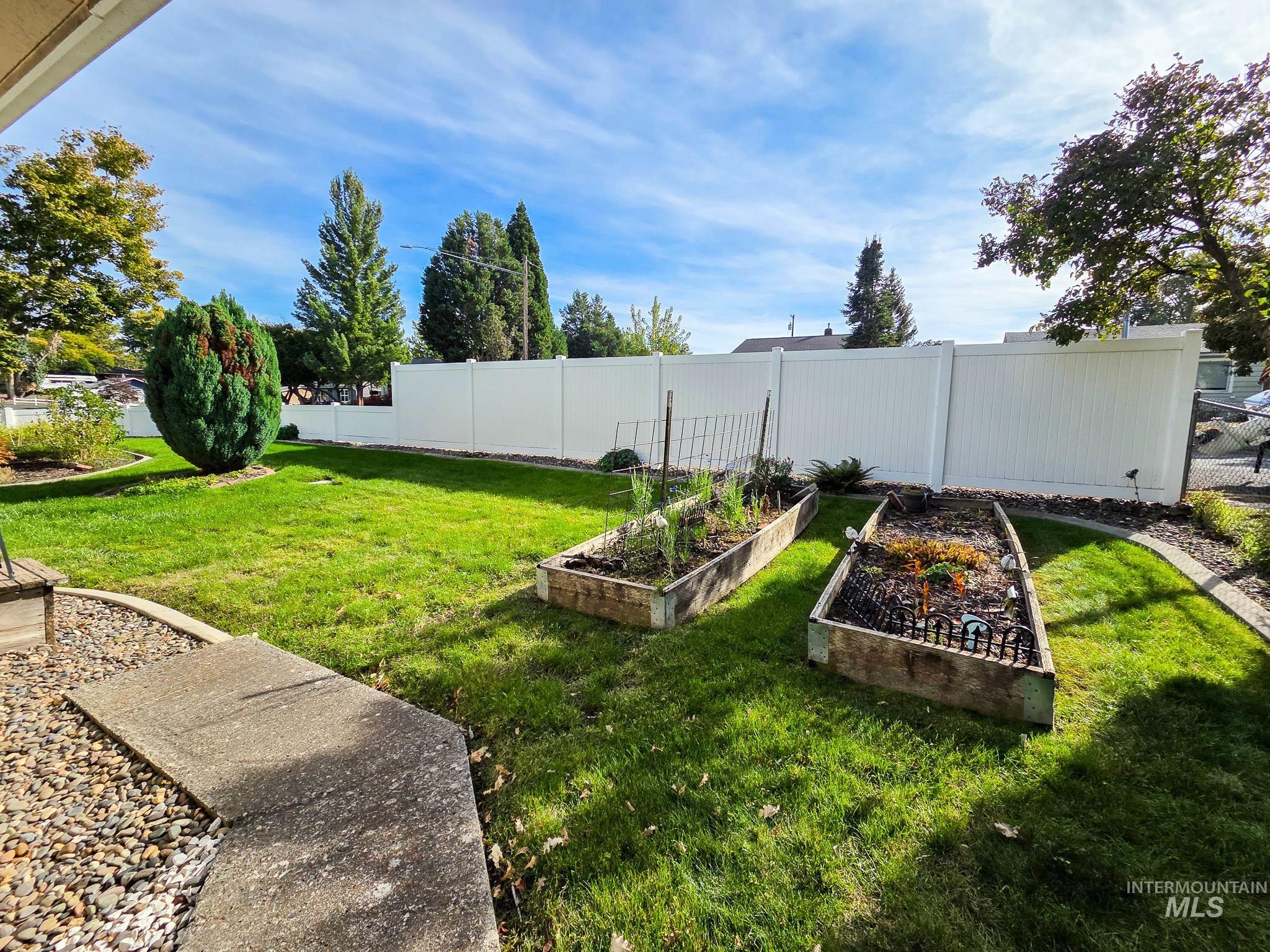 1320 19th Street Property Photo 15