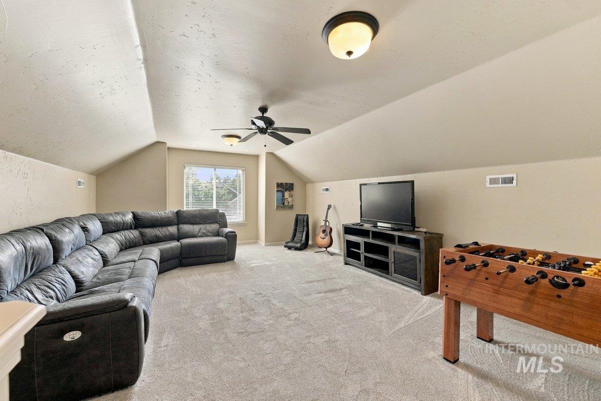 1760 E Expedition Drive Property Photo 17