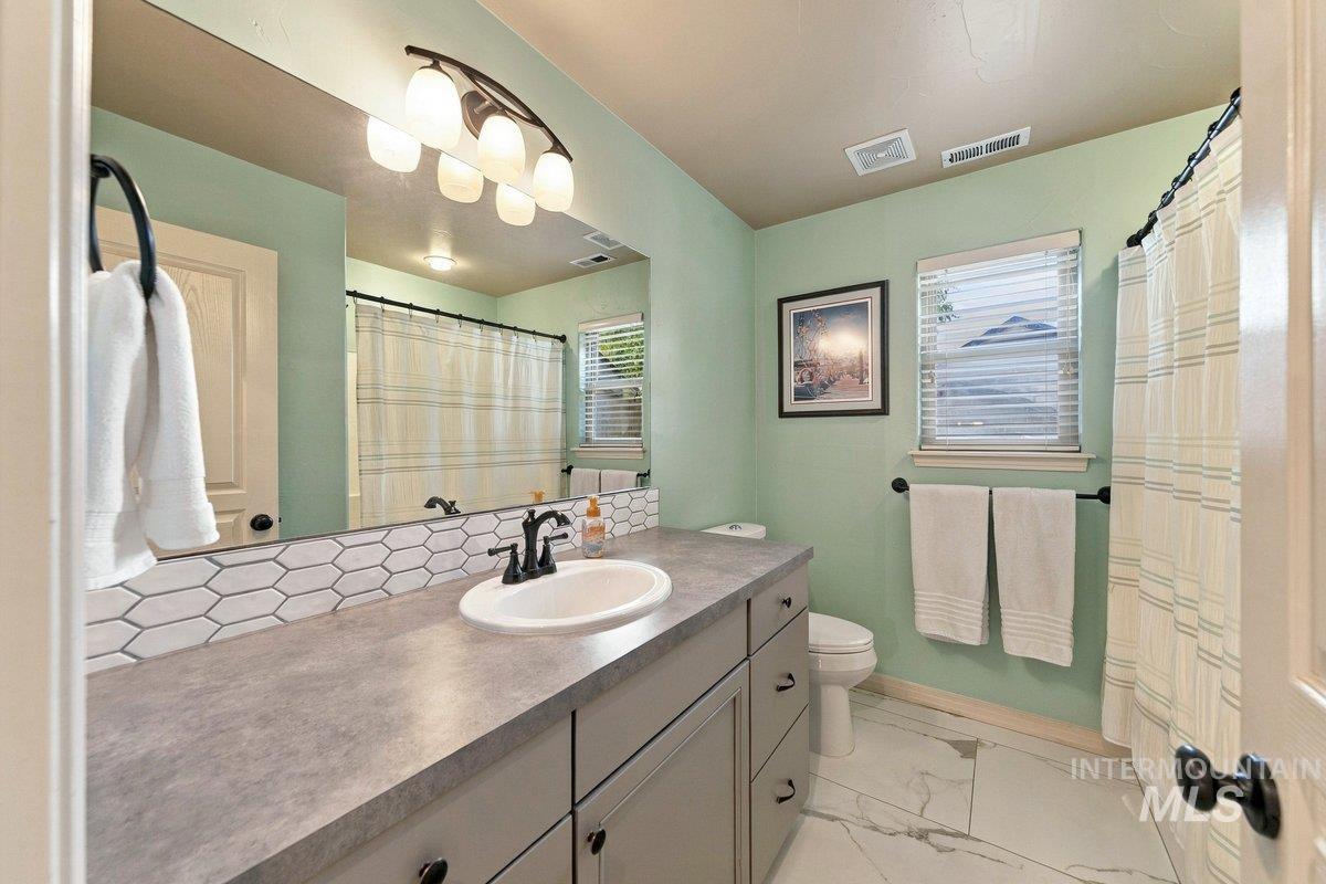 1760 E Expedition Drive Property Photo 20
