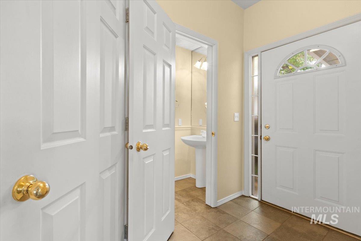 7864 W Holt Ct. Property Photo 5