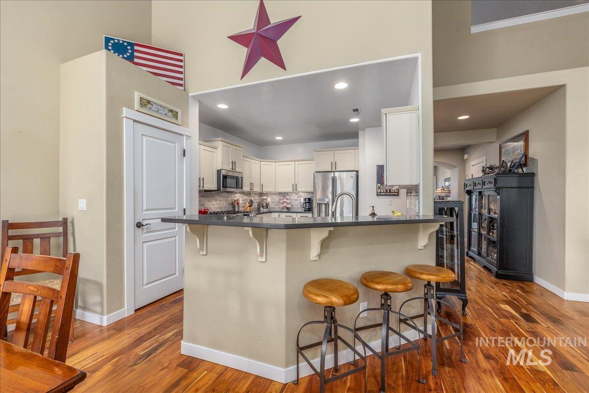 6633 Black Gold Street Property Photo 13