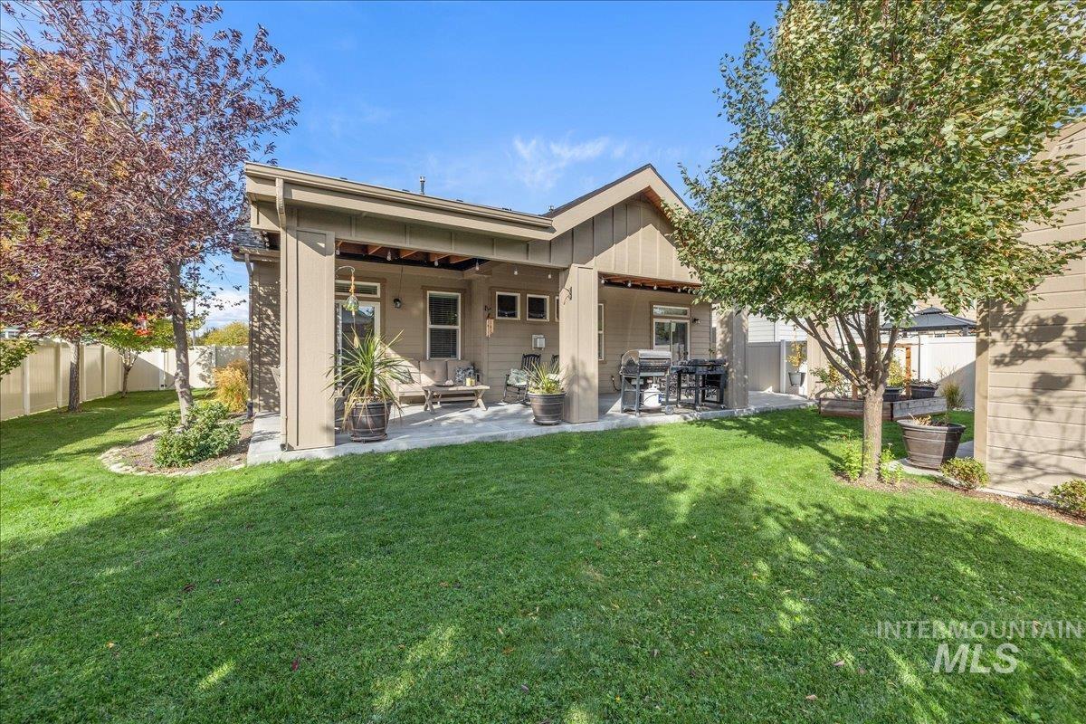6633 Black Gold Street Property Photo 38