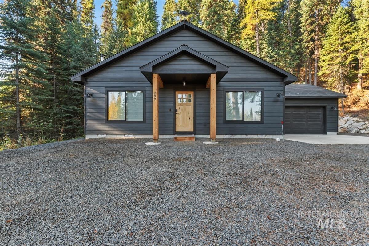 2521 W Mountain Road Property Photo 2