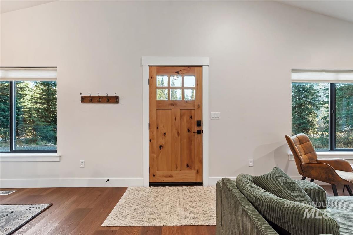 2521 W Mountain Road Property Photo 5