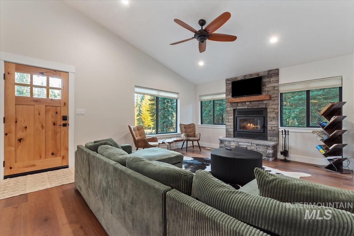 2521 W Mountain Road Property Photo 8