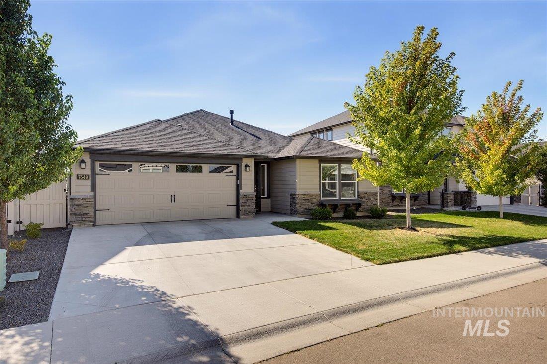 7649 Havana Drive Property Photo 1