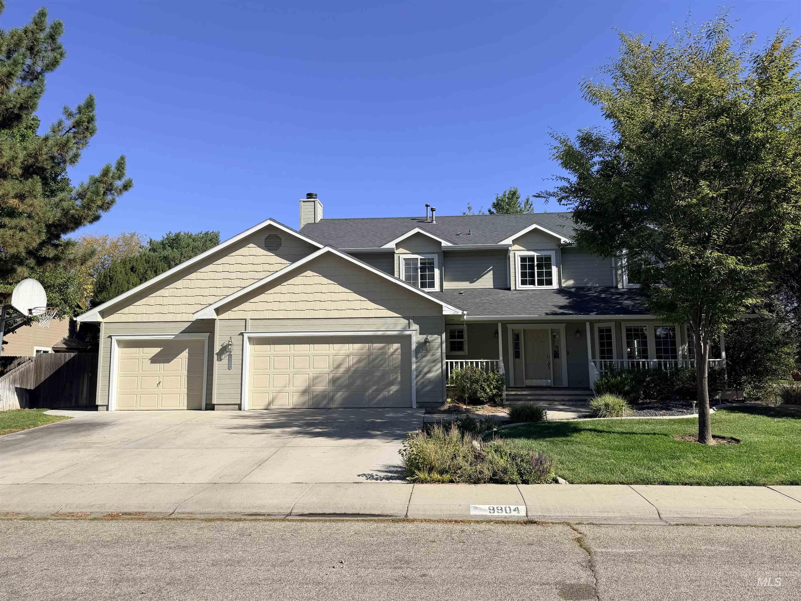 9904 W Aladar Ct. Property Photo