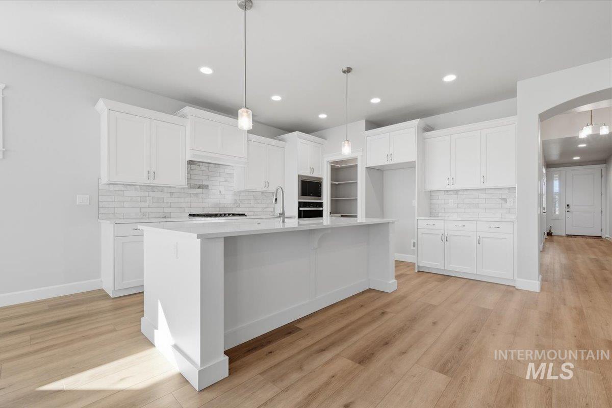 4564 S Selatir Way Property Photo 2