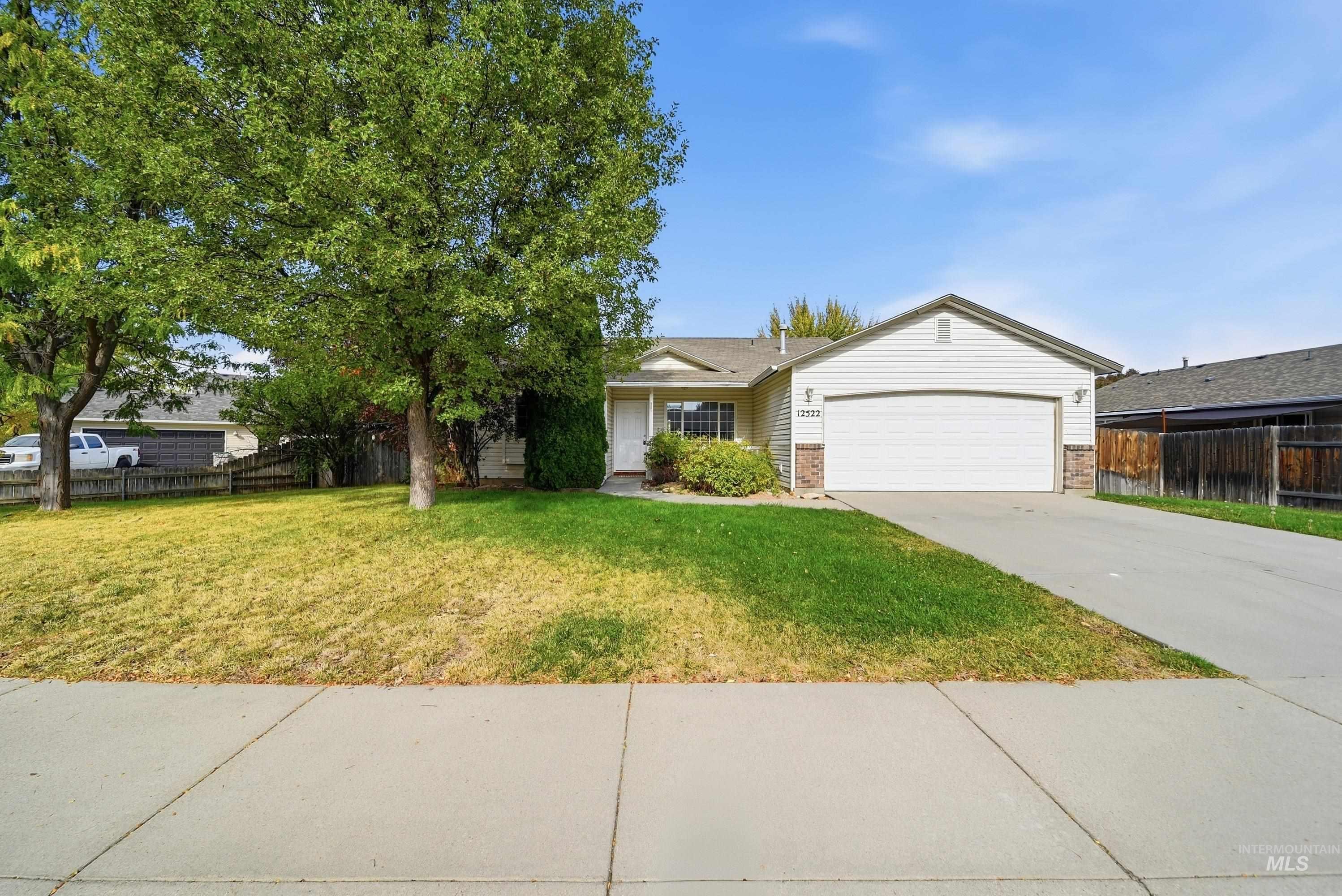 12522 W Camas Dr Property Photo 1