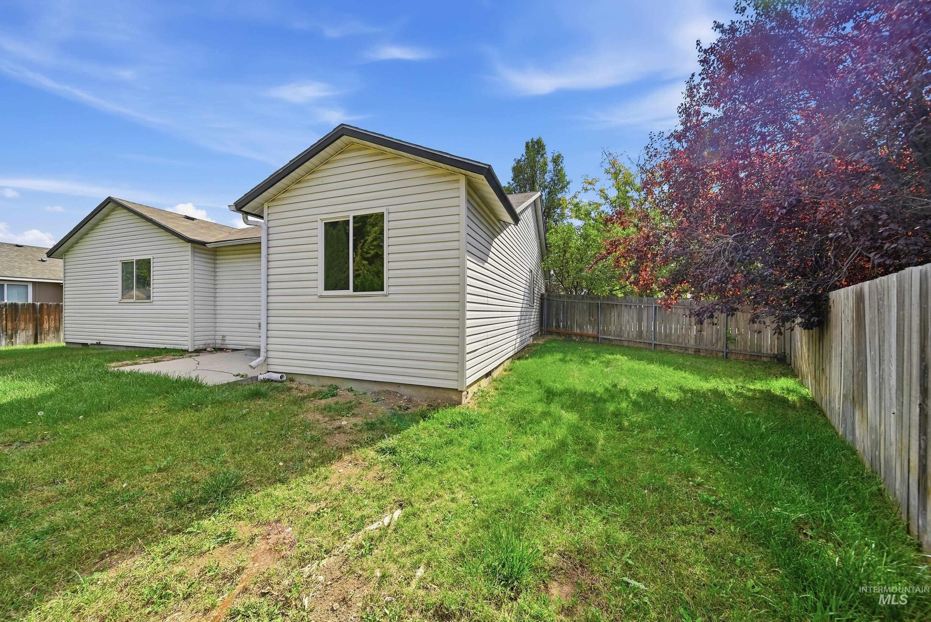 12522 W Camas Dr Property Photo 5