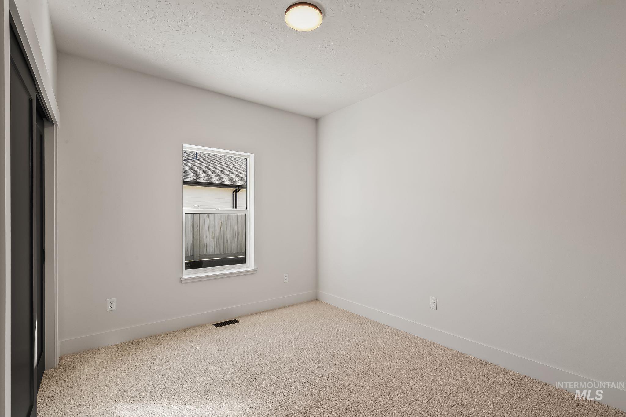 2139 Birch Property Photo 27